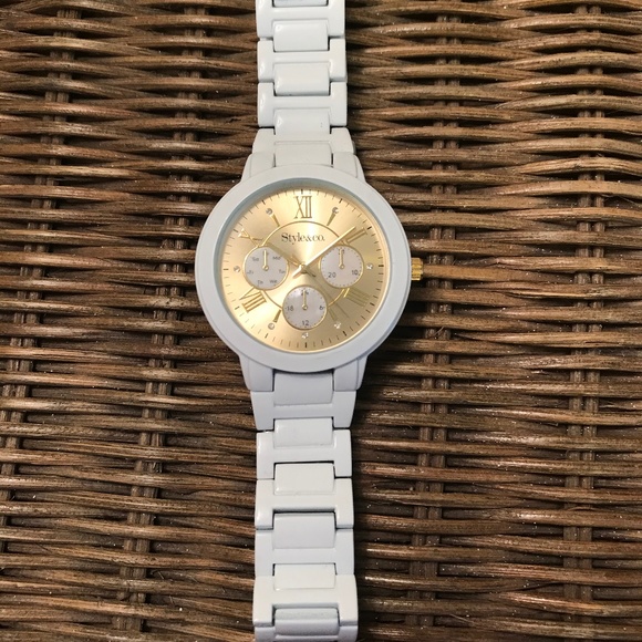 Style & Co. Jewelry - 🌵 Style&Co Gold Faced Watch with White Metal Band